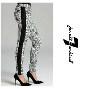 7 FAM Floral Skinny